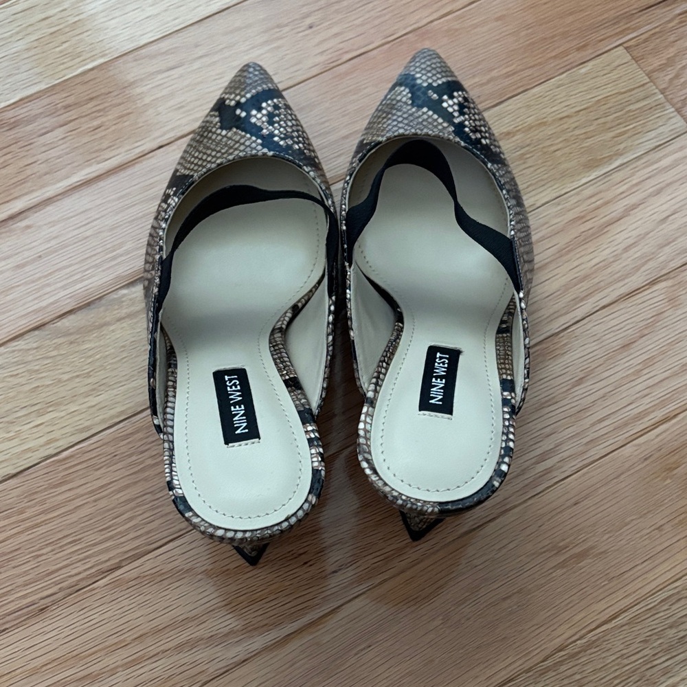 Nine West Black and Tan Snake Print Mules - Picture 2 of 5
